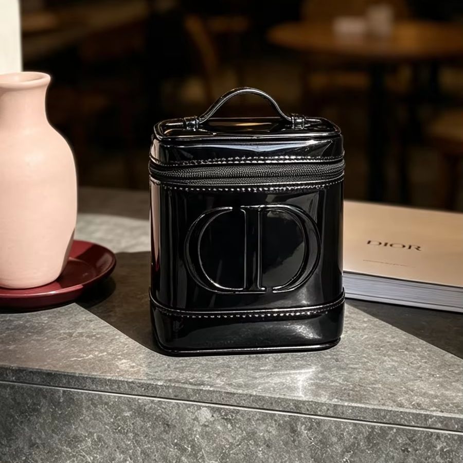 Bolso DIORs de malla negra par - Beauty Makeup Vanity reseña y precio
